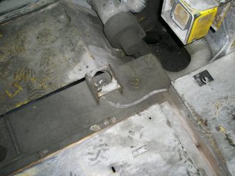 Placing signal cable