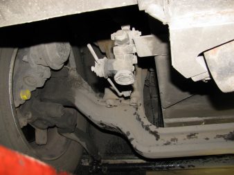 Bolt plug for air suspension, view from another angle