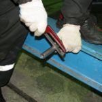 DUT-E fuel level sensor cutting