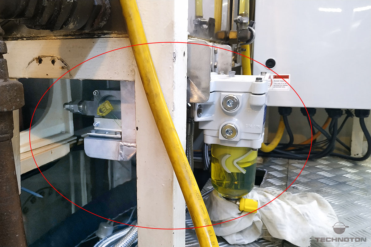 Installation of fuel flow meter near the separator filter