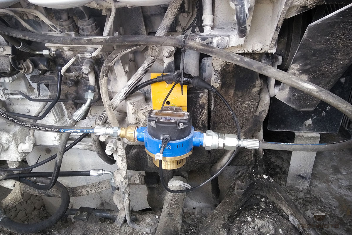 DFM Marine fuel flow meter is installed and connected DFM Marine fuel flow meter is installed and connected
