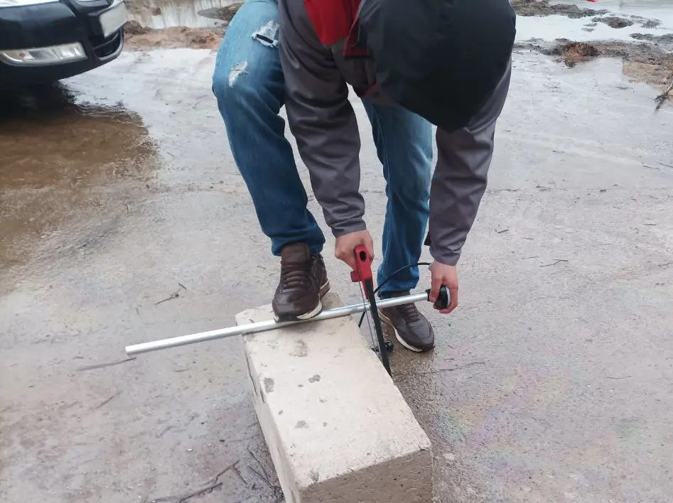 DUT-E CAN cutting DUT-E CAN cutting