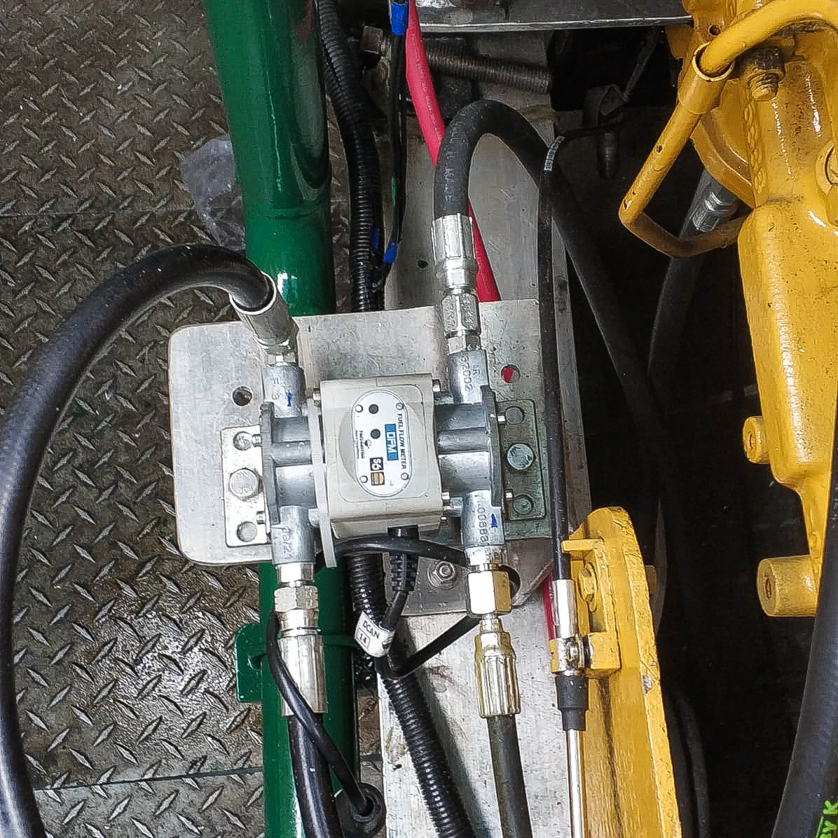 Differential fuel flow meter for marine vessel telematics Differential fuel flow meter for marine vessel telematics