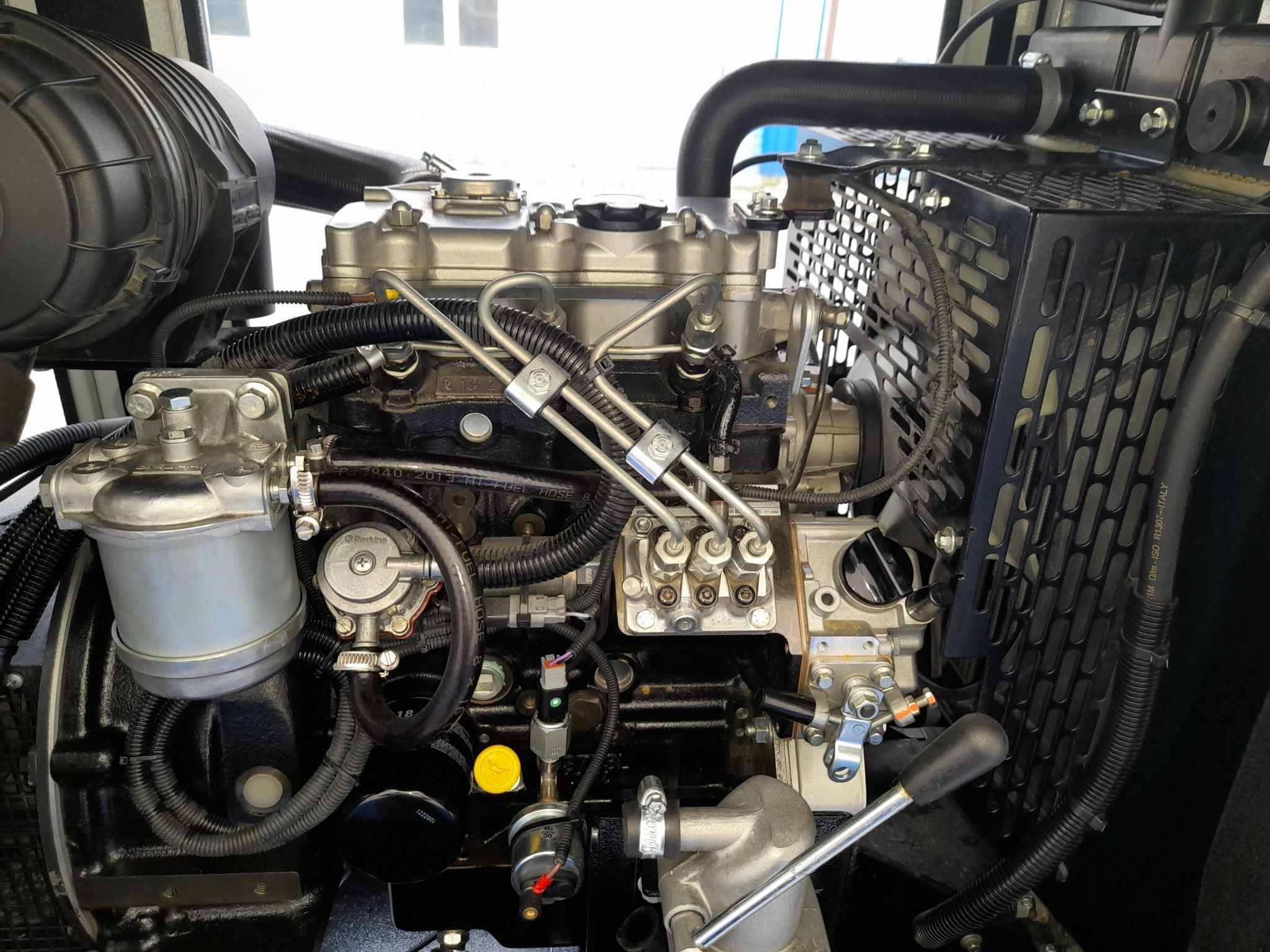 Fuel system generator Fuel system generator