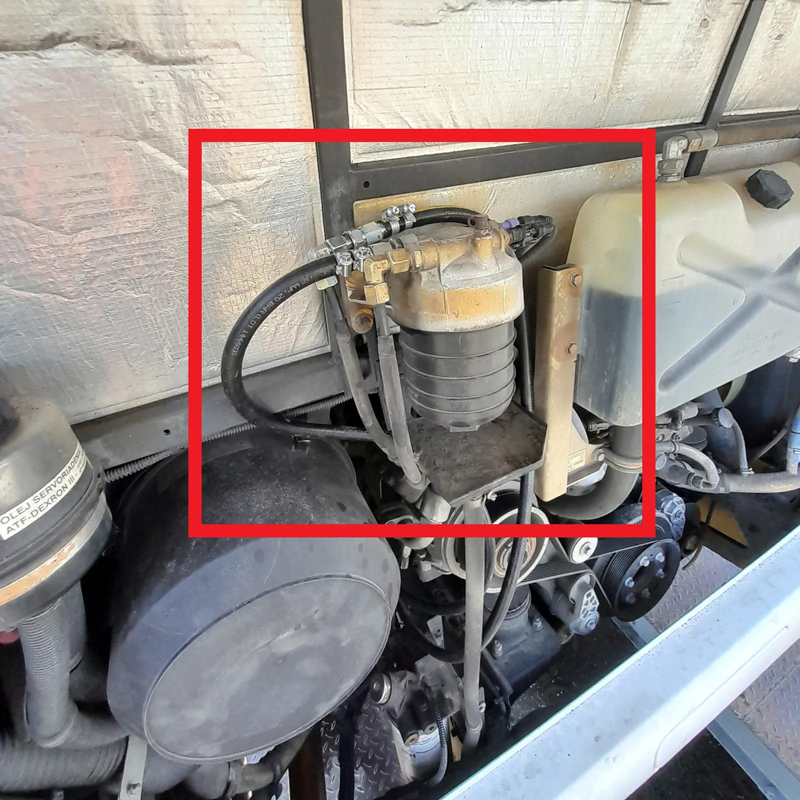 Factory fine filter in the bus fuel system Factory fine filter in the bus fuel system