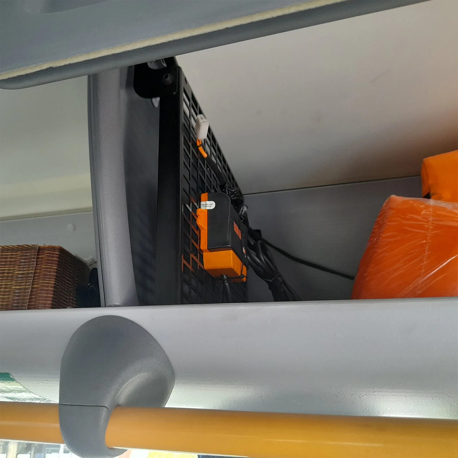 CANUp Pro Wi-Fi telematics gateway is located in the passenger compartment of the bus CANUp Pro Wi-Fi telematics gateway is located in the passenger compartment of the bus