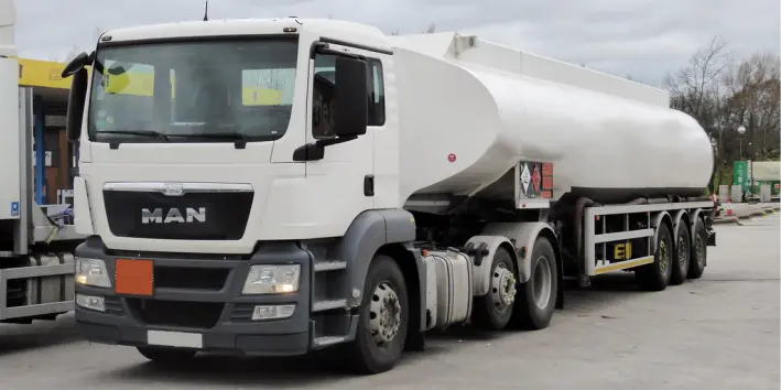 Tanker truck Camiones cisterna de gasolina MAN
