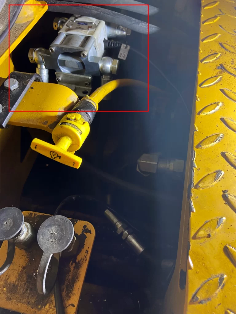 DFM fuel flow meter on CAT Installed DFM 500DK fuel flow meter
