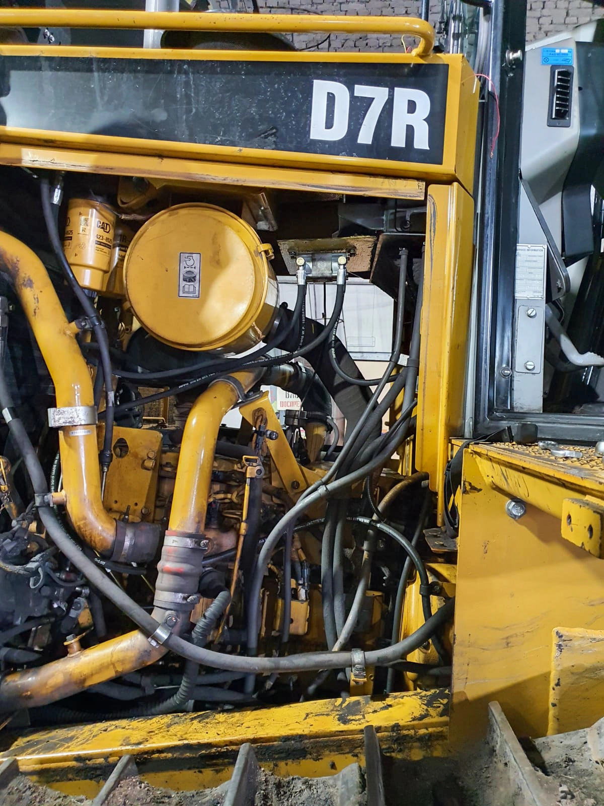Technoton Installation. Caterpillar D7R mining bulldozer Technoton Installation. Caterpillar D7R mining bulldozer