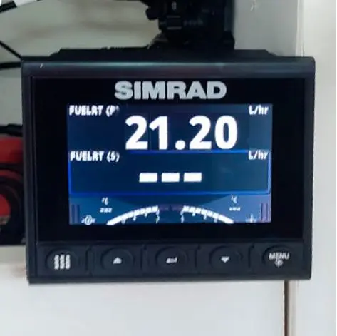 Vessel fuel consumption displayed on Simrad IS42J Vessel fuel consumption displayed on Simrad IS42J