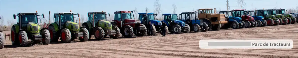 Parc de tracteurs de la société agricole pour la production de coton Parc de tracteurs de la société agricole pour la production de coton